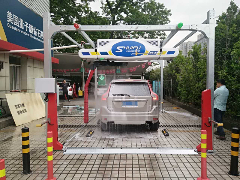 全自動洗車機