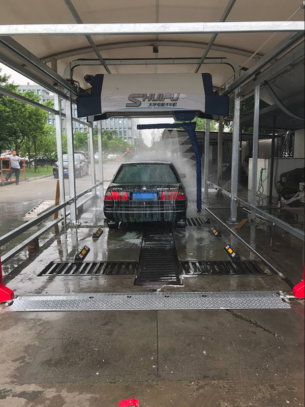 全自動洗車機