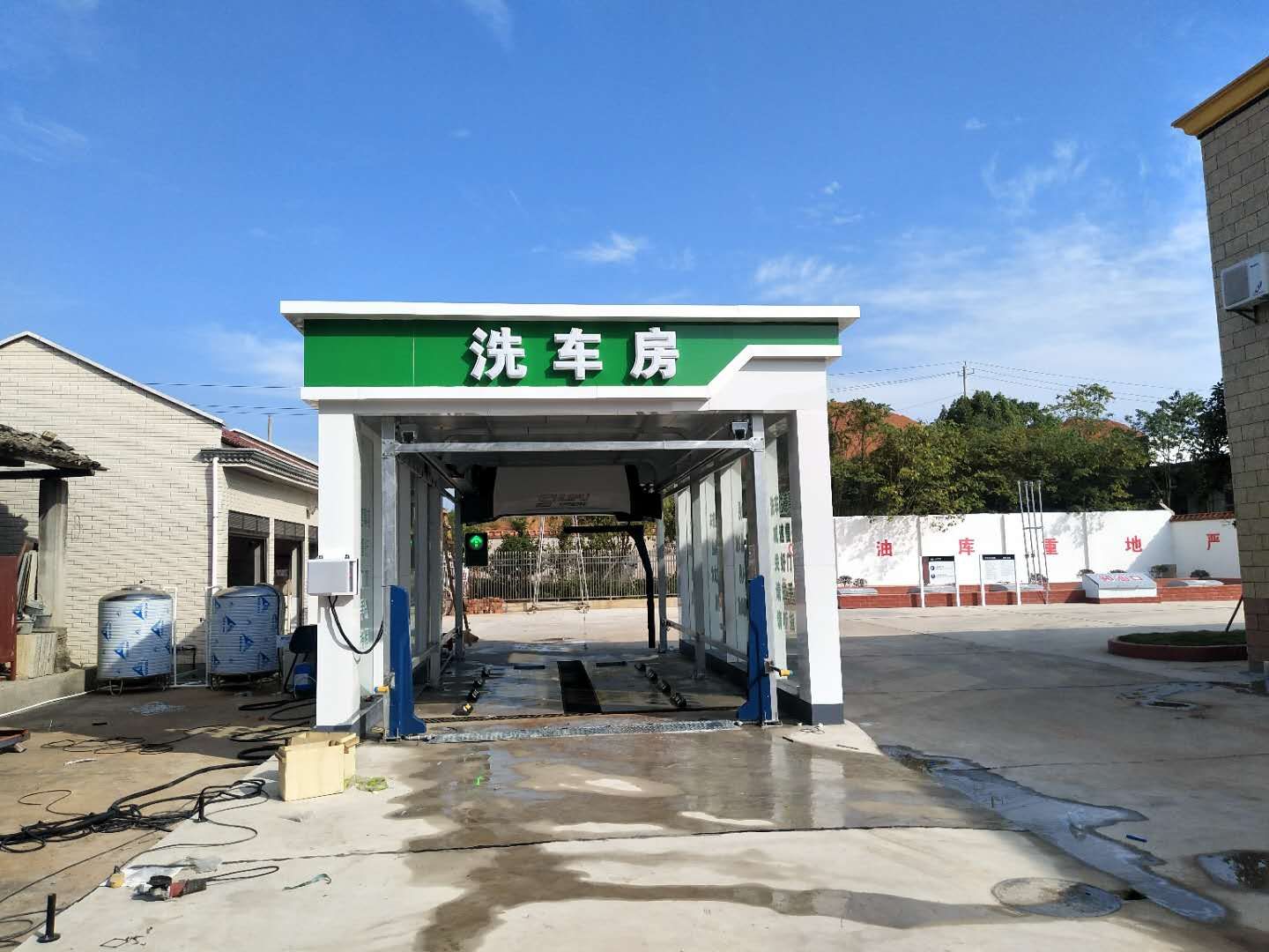 全自動(dòng)洗車機(jī)